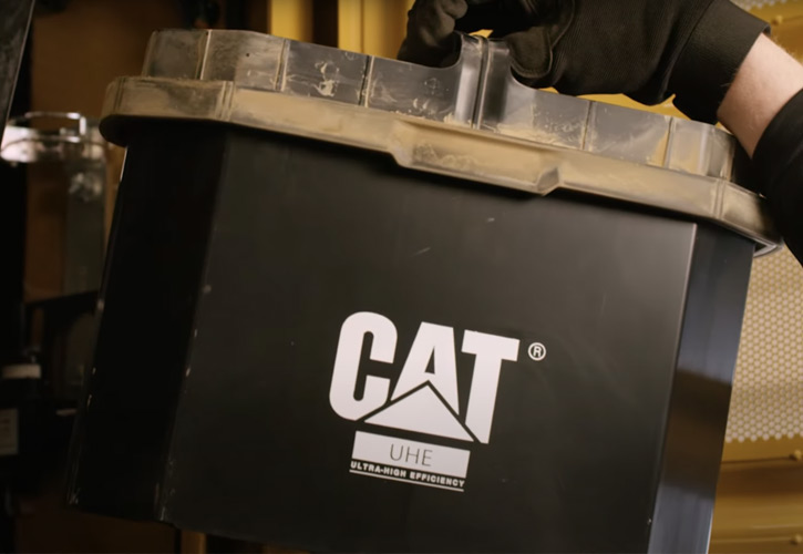 image for How to Service Ultra-High-Efficiency Cat® Filters